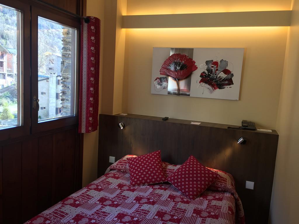 Hotel L'Ermita B&B Canillo Kültér fotó